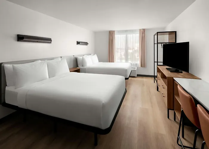 Studiores By Marriott Hotel 3*