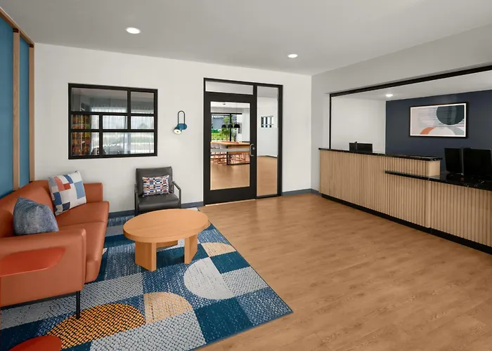 Hotel Studiores By Marriott Mesa